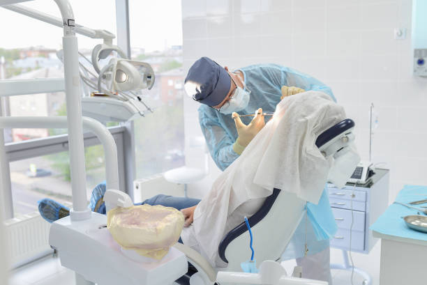 Best Emergency Tooth Extraction in Four Cners, OR